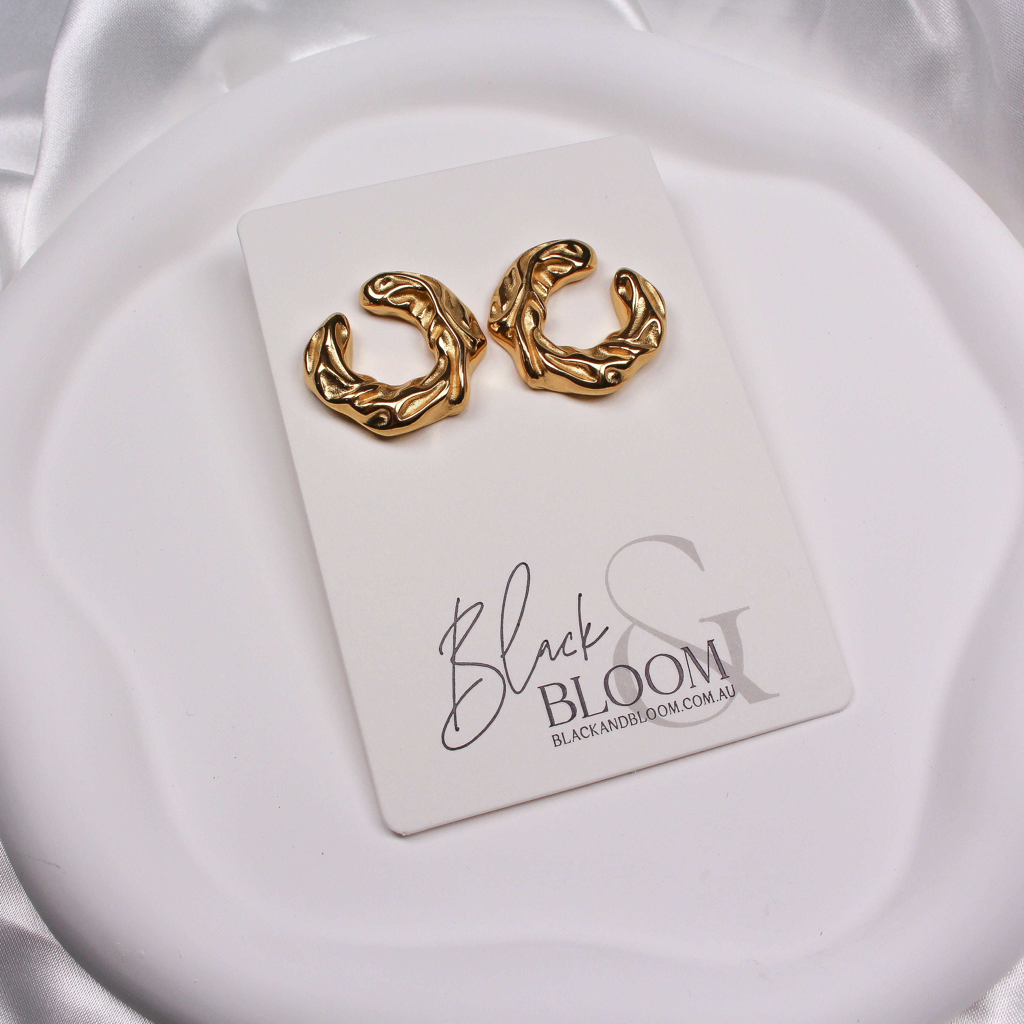 CALLI EARRINGS - Black & Bloom