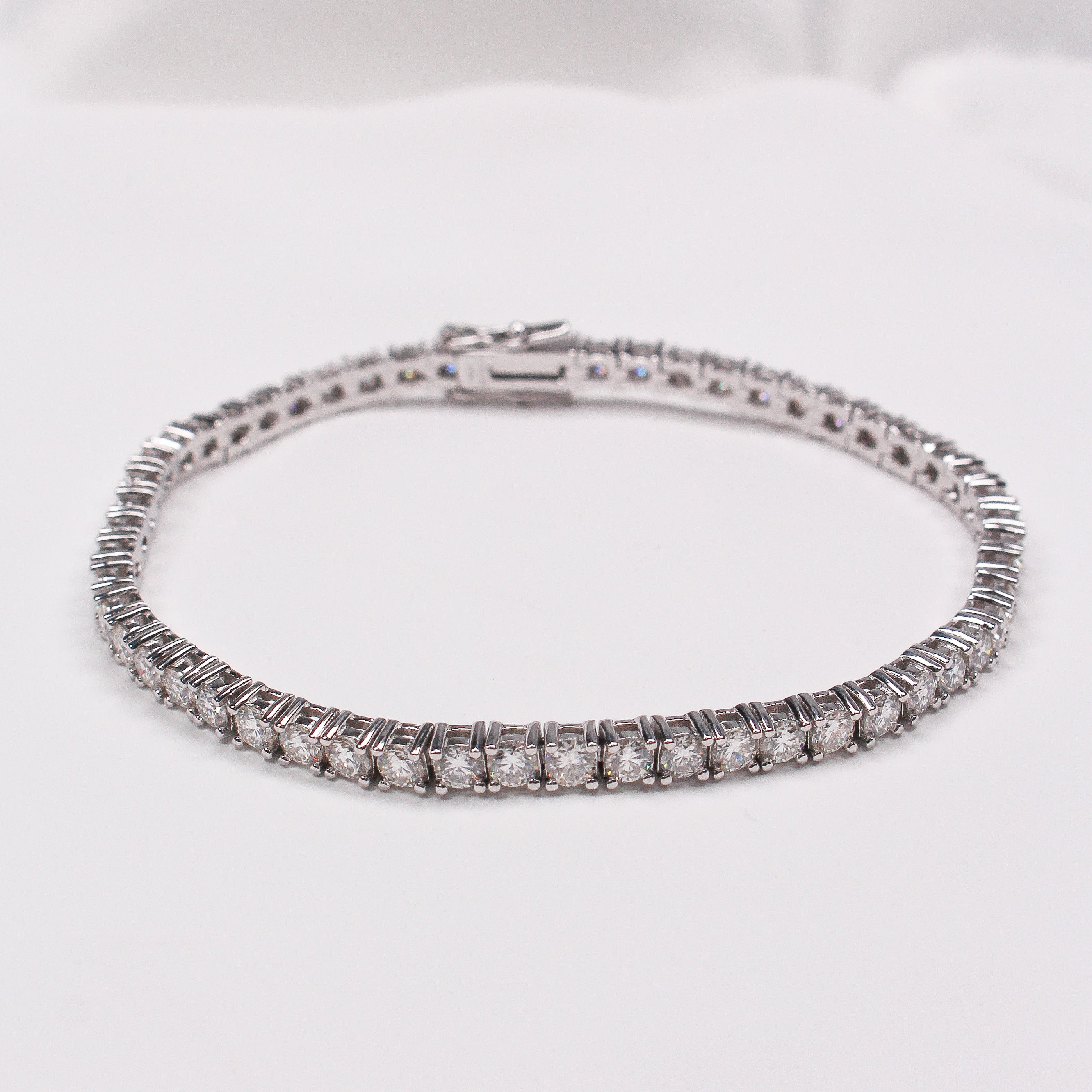 TENNIS BRACELET - MOISSANITE - Black & Bloom