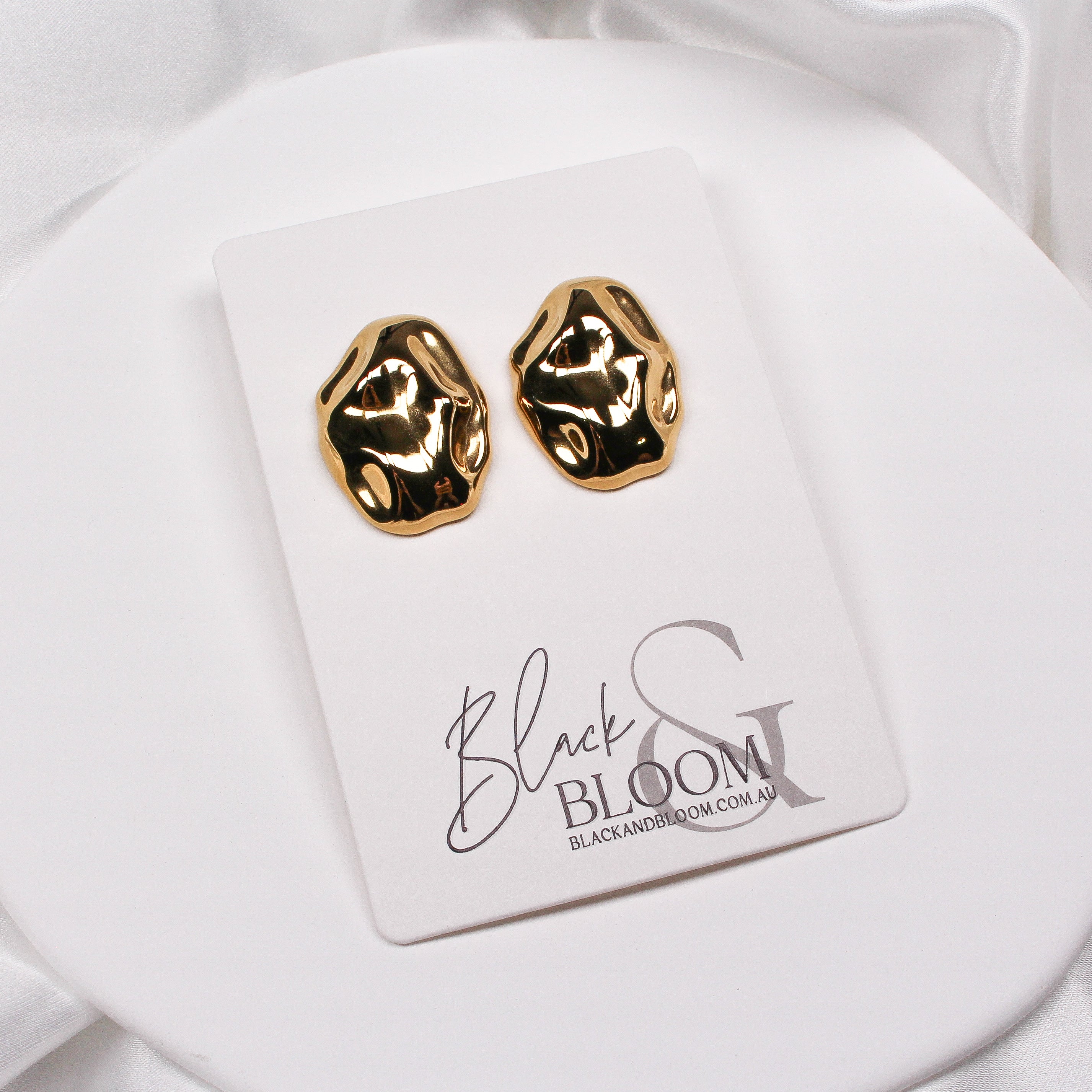 ELOISE EARRINGS - Black & Bloom