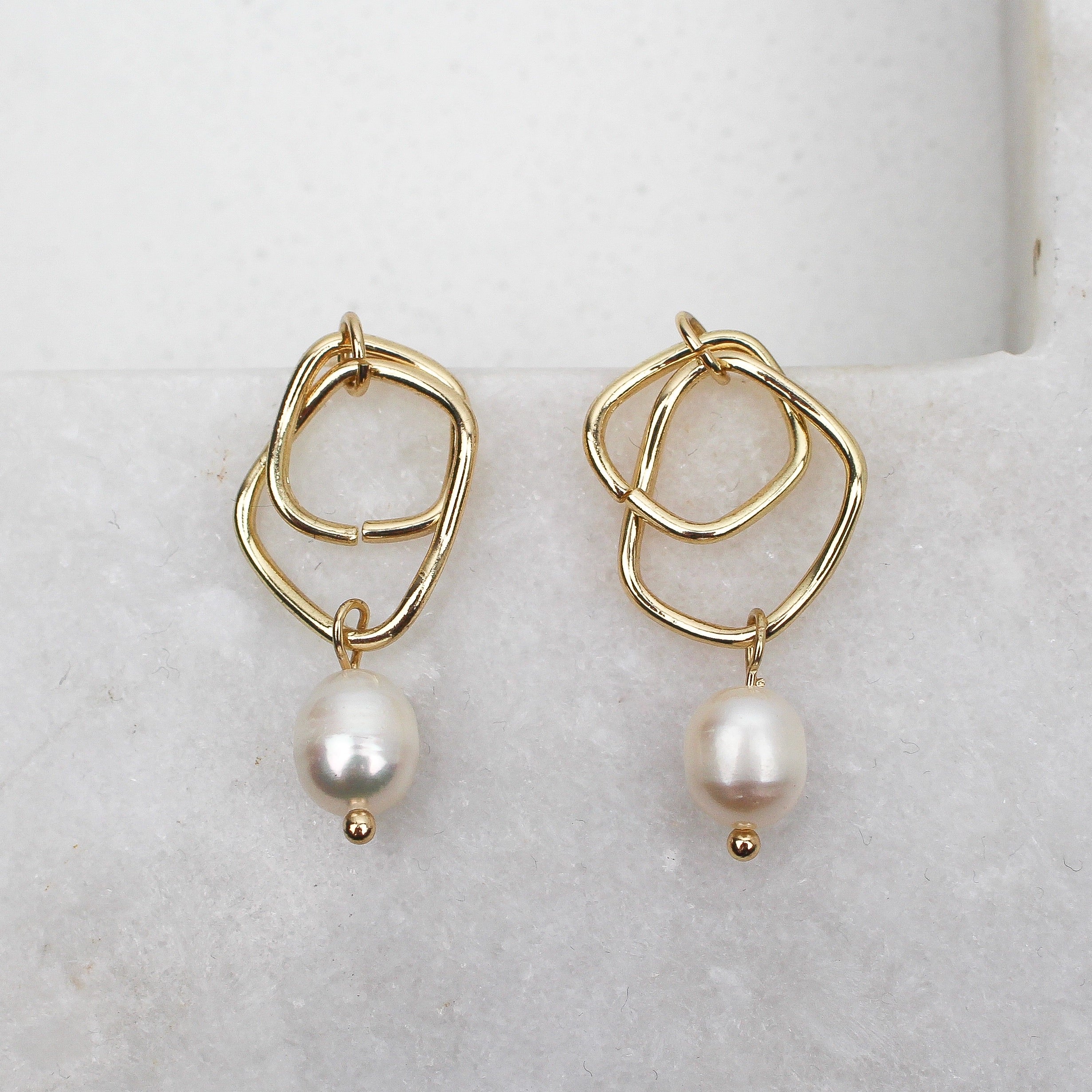 KAT EARRINGS - Black & Bloom