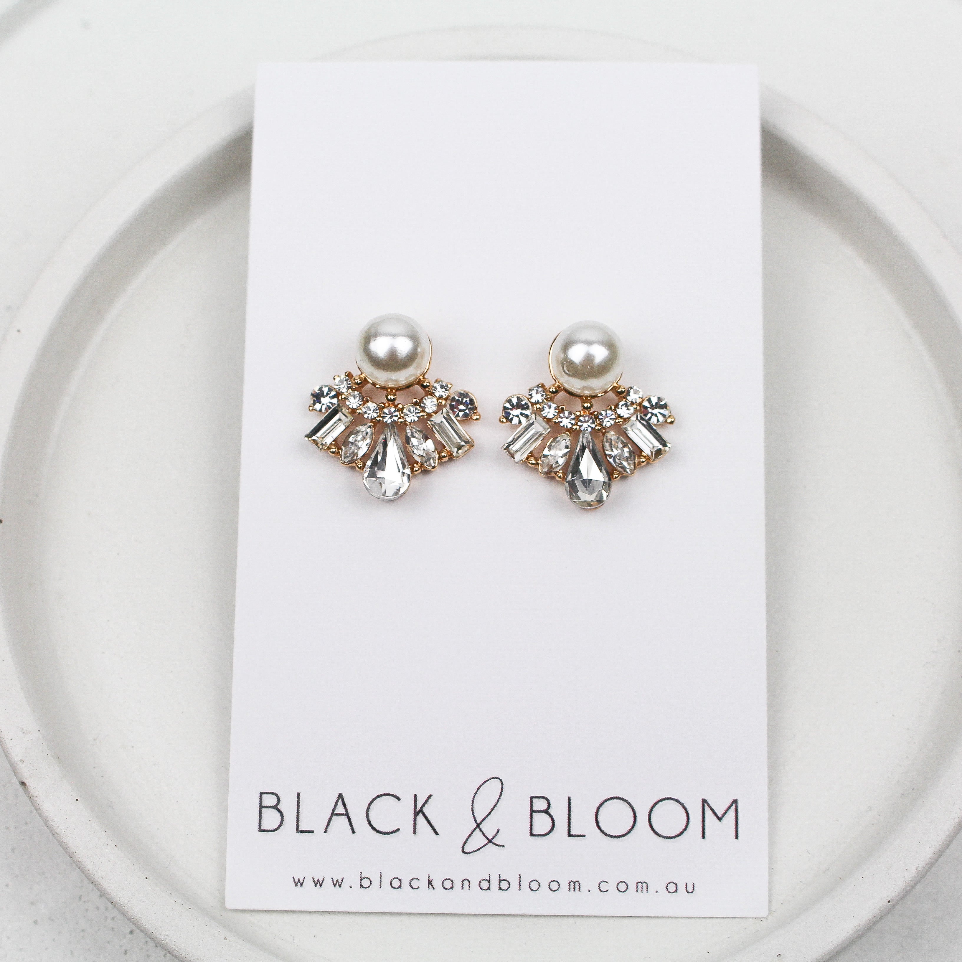 ARI EARRINGS - Black & Bloom