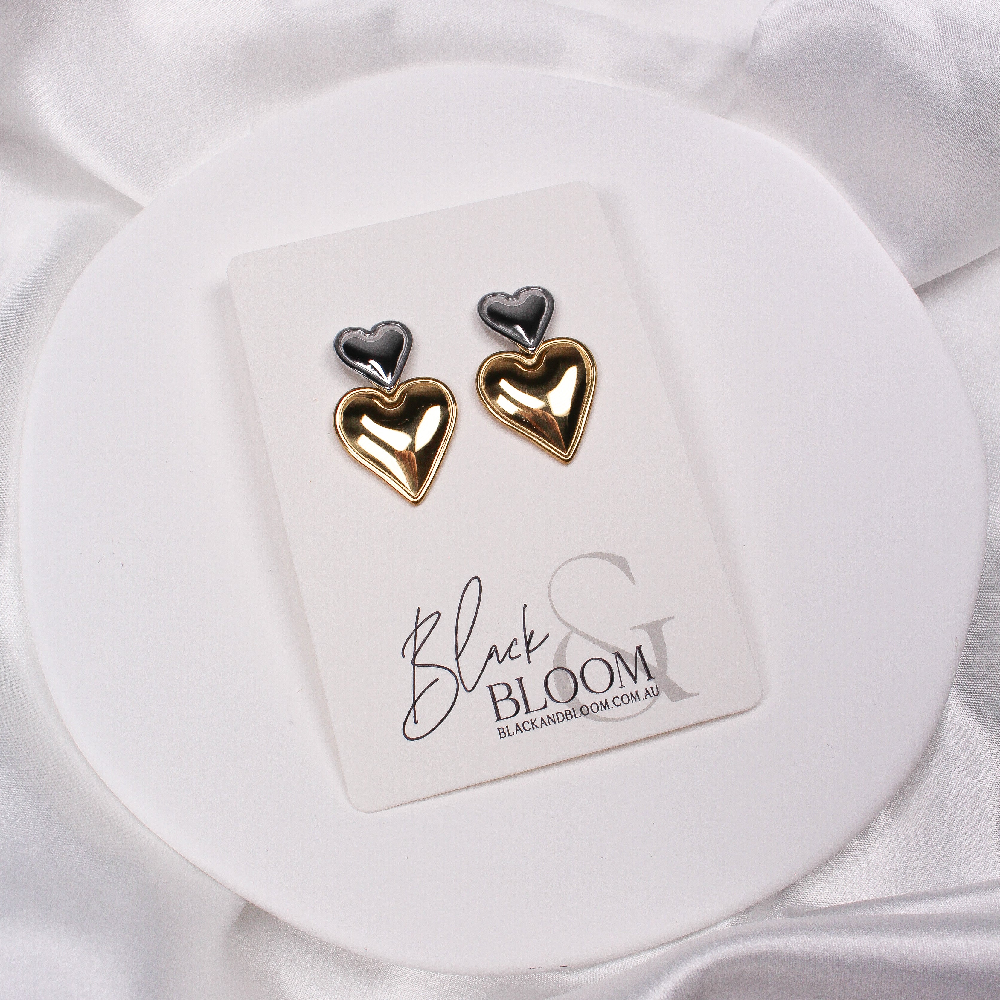 AMOUR EARRINGS - Black & Bloom