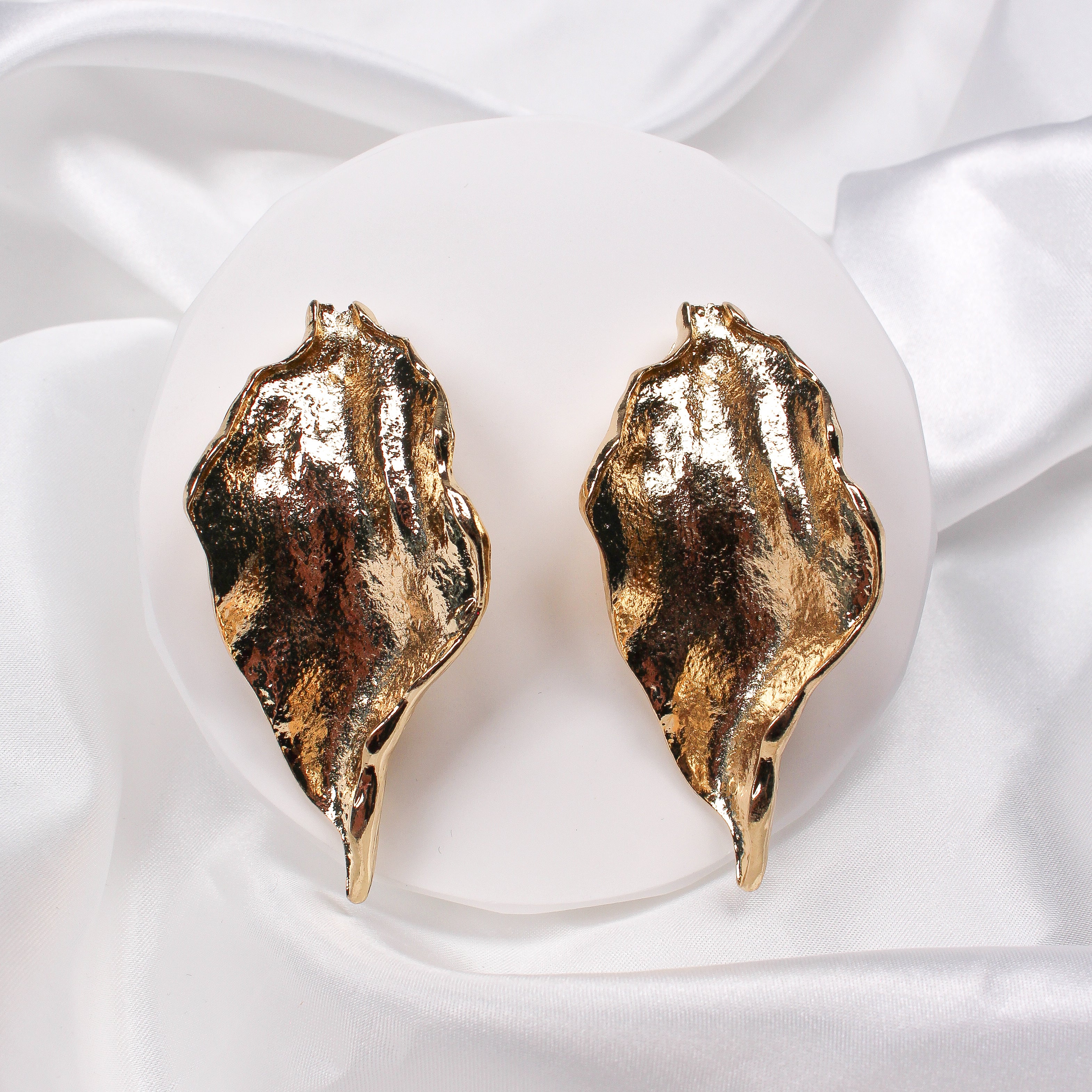 COVE EARRINGS - GOLD - Black & Bloom