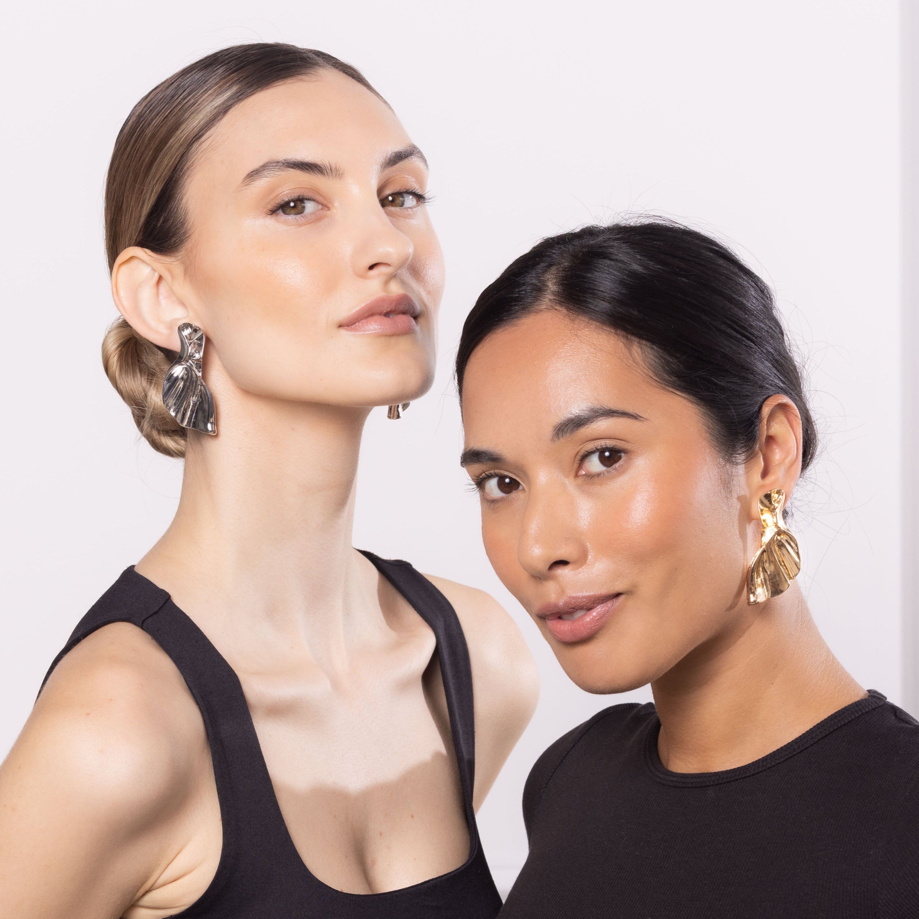 ASTA EARRINGS - SILVER - Black & Bloom