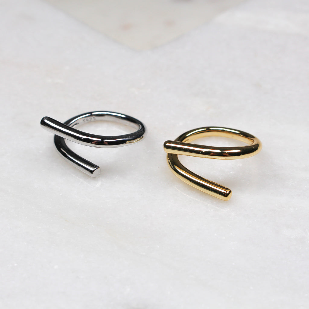 MAEVE RING GOLD - Black & Bloom