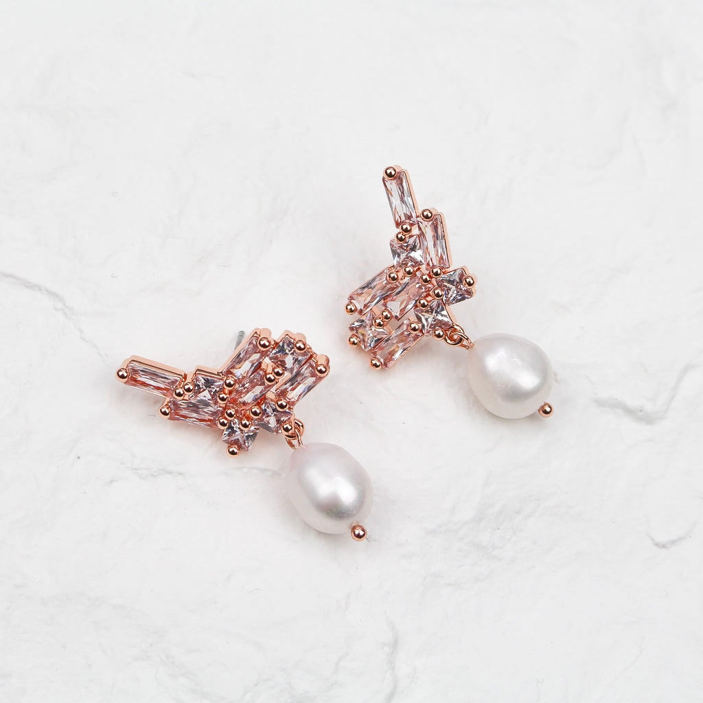 TIA EARRINGS ROSE GOLD - Black & Bloom