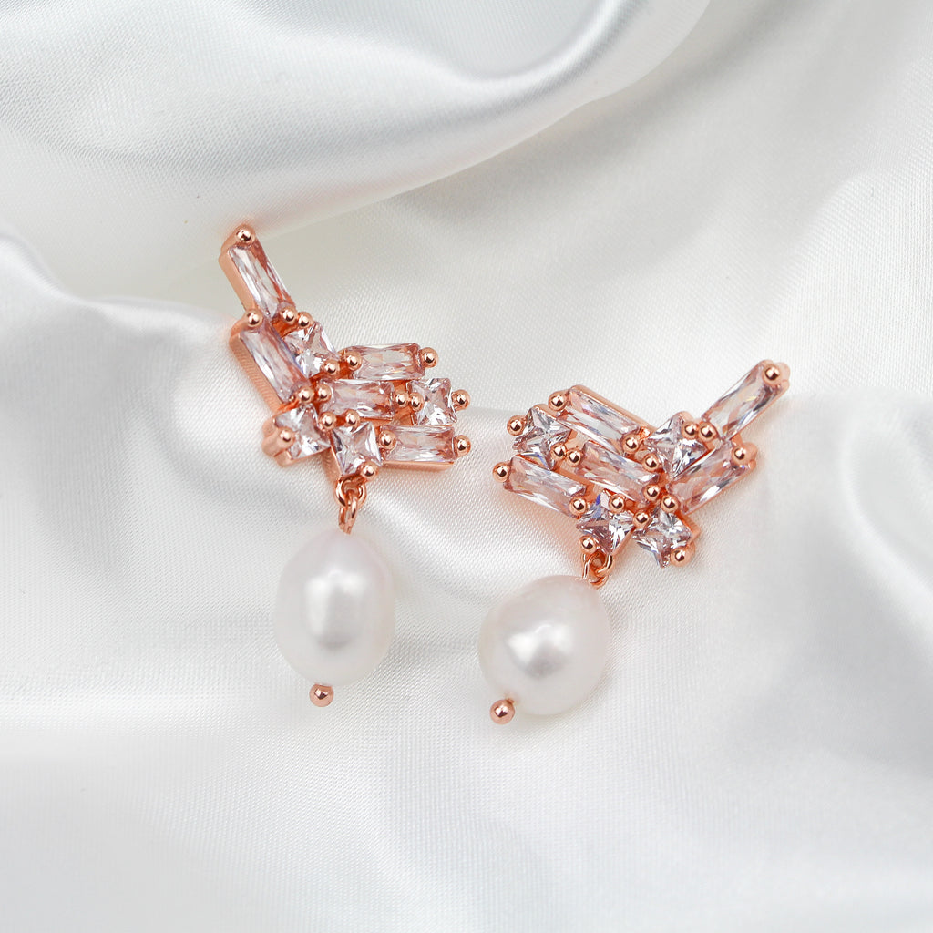 TIA EARRINGS ROSE GOLD - Black & Bloom