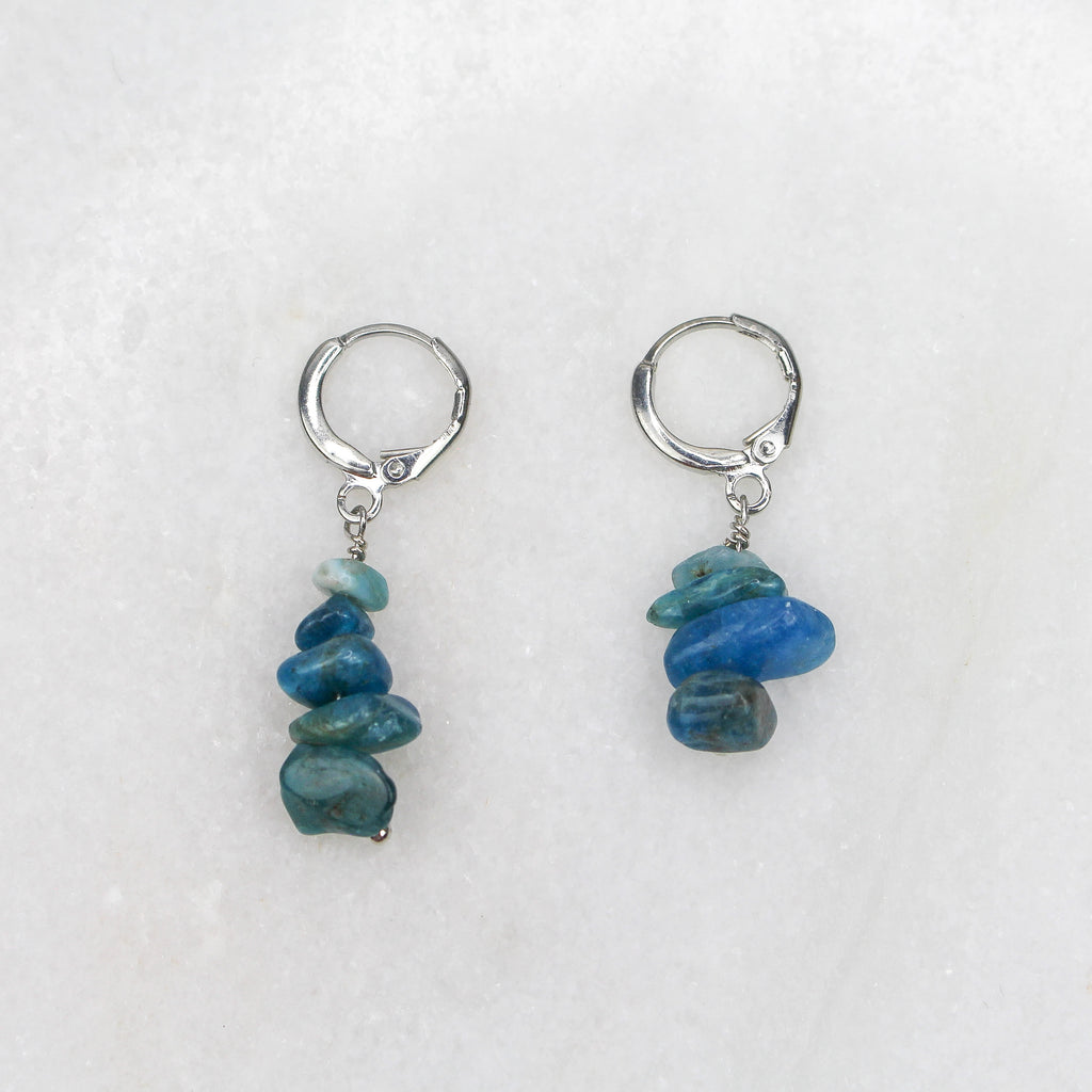 RAYA EARRINGS BLUE SILVER - Black & Bloom