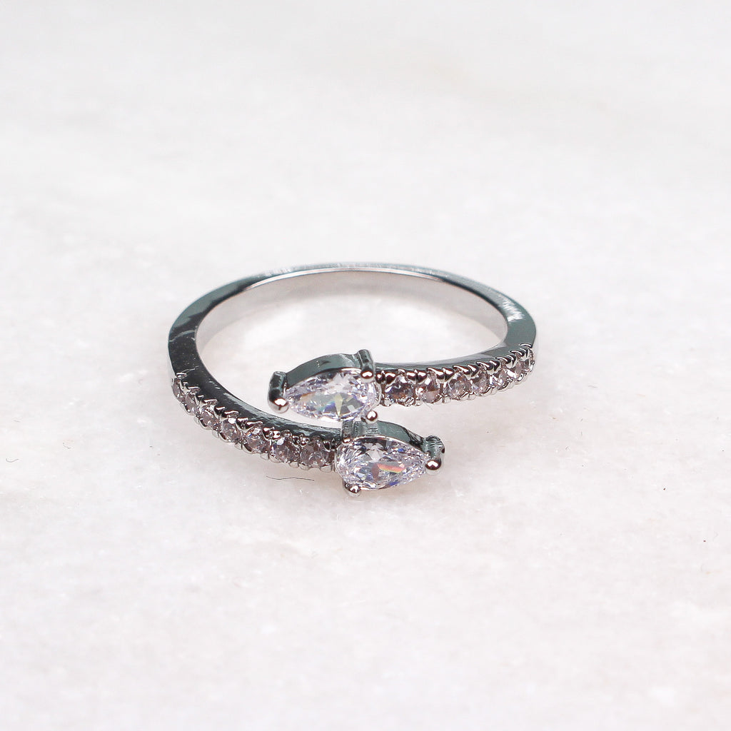 LAILA RING SILVER - Black & Bloom