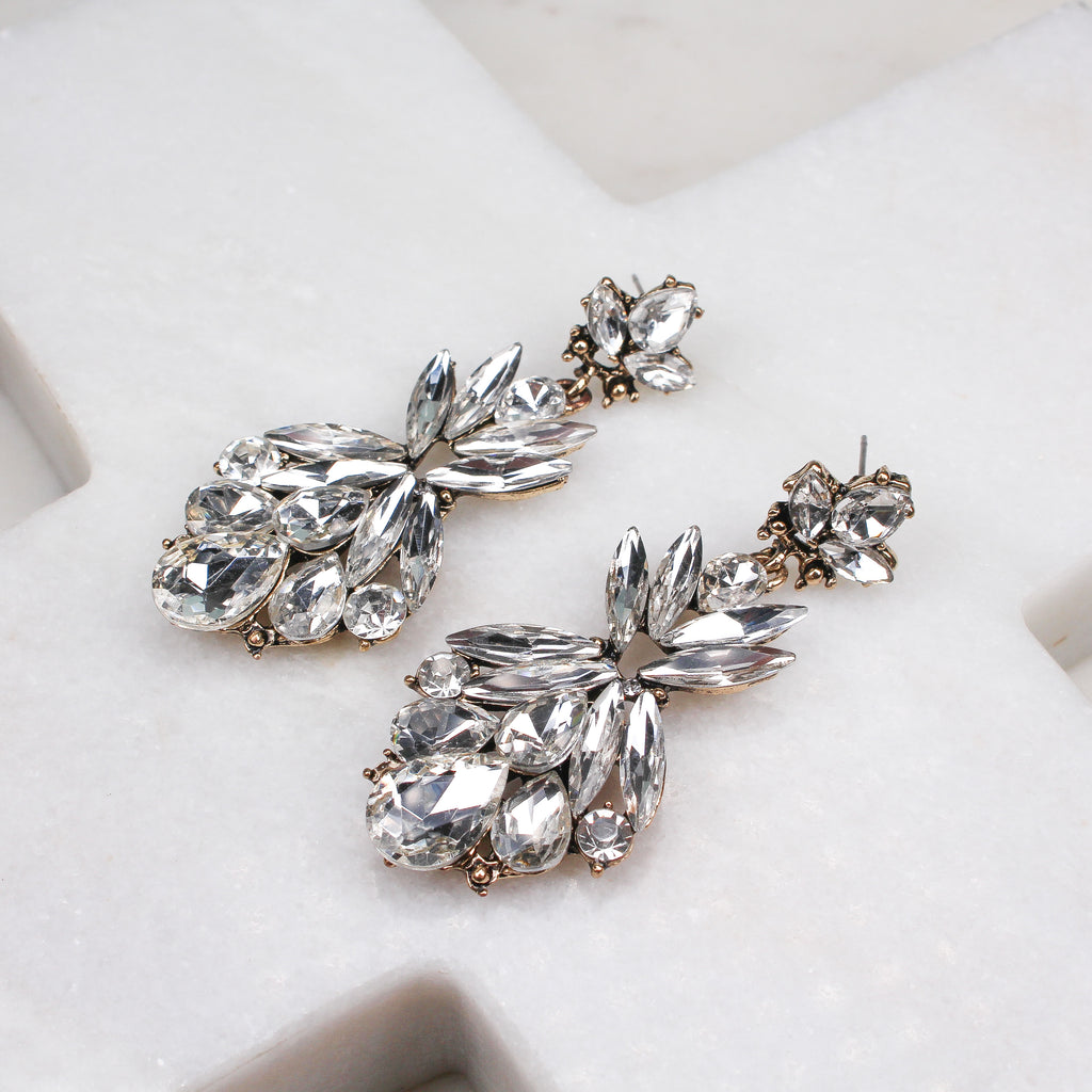 ARIA EARRINGS WHITE - Black & Bloom