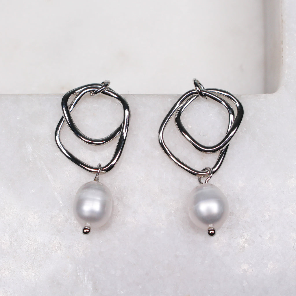 KAT EARRINGS SILVER - Black & Bloom