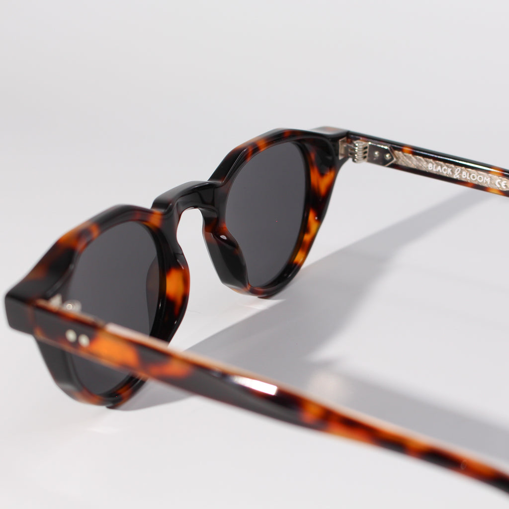 MILAN SUNGLASSES - Black & Bloom