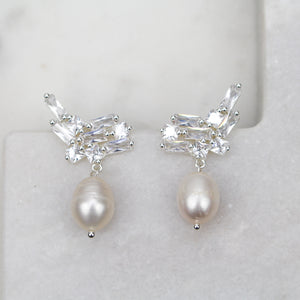 TIA EARRINGS SILVER - Black & Bloom