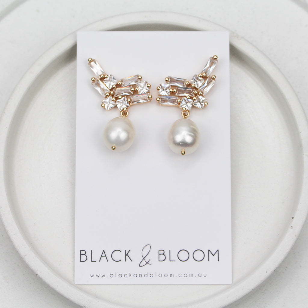 PRE ORDER - TIA EARRINGS GOLD - Black & Bloom