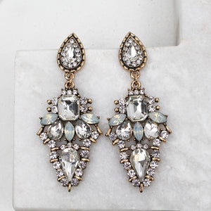 SOPHIA EARRINGS WHITE - Black & Bloom