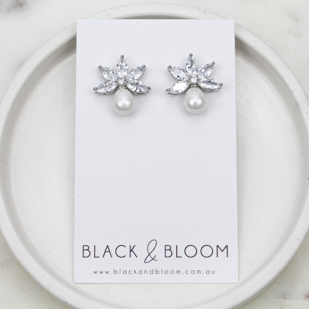 SIAN EARRINGS SILVER - Black & Bloom