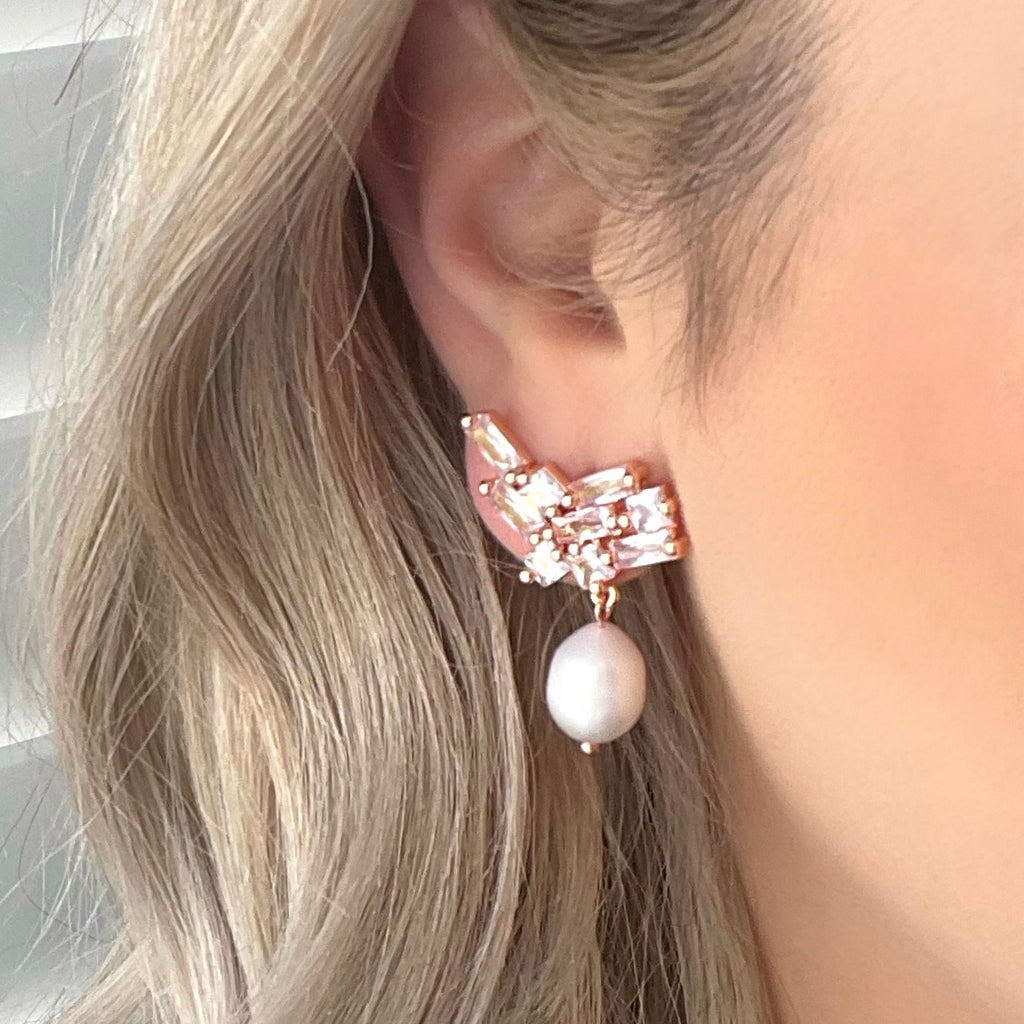 TIA EARRINGS ROSE GOLD - Black & Bloom